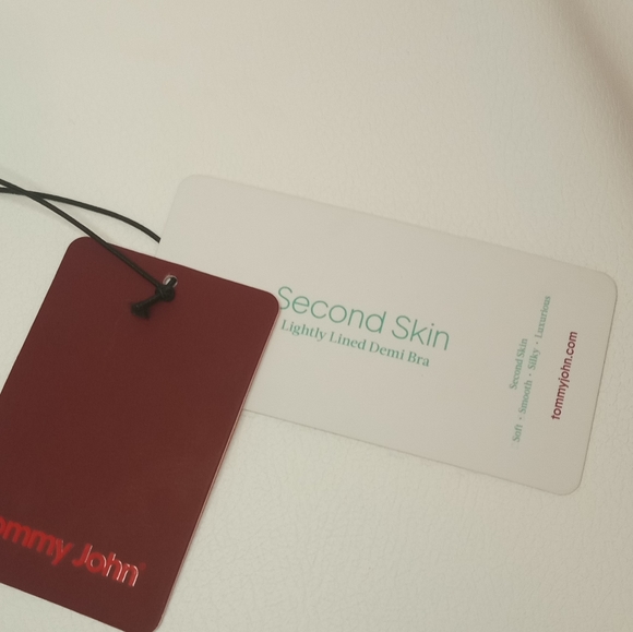 Tommy John second skin bra - Picture 2 of 12